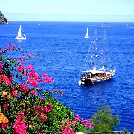 Holiday home Penelope & Calypso Acquacalda