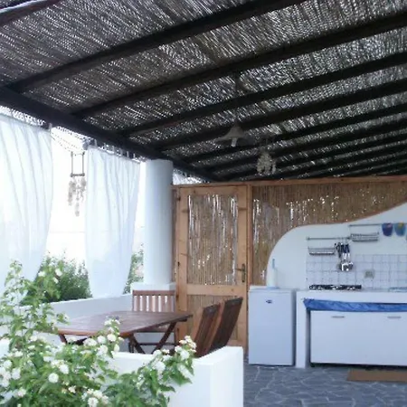 Semesterbostad Penelope & Calypso Acquacalda