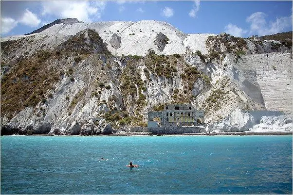 Penelope & Calypso Holiday home Acquacalda